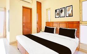 Hotel O By Oyo Sector 45 Formerly Manyavar